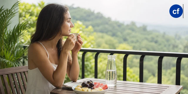 Pha chế cà phê đen mộc nguyên chất để hấp thụ tối đa chất chống oxy hóa